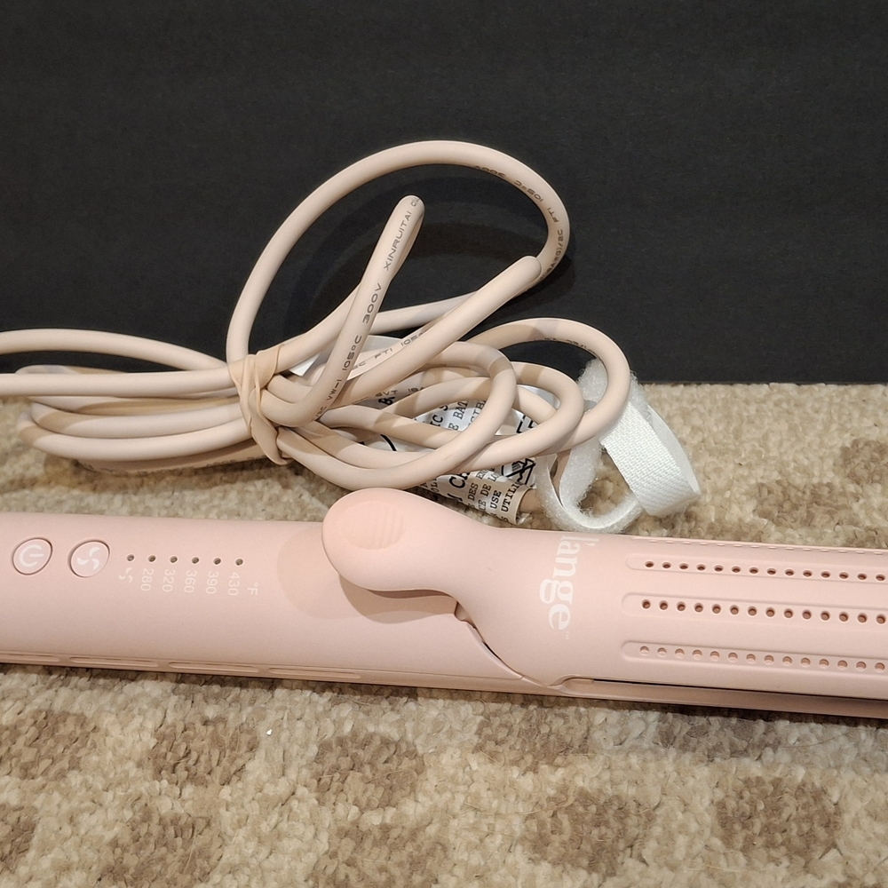 Lange Pink Hair Styling Tool